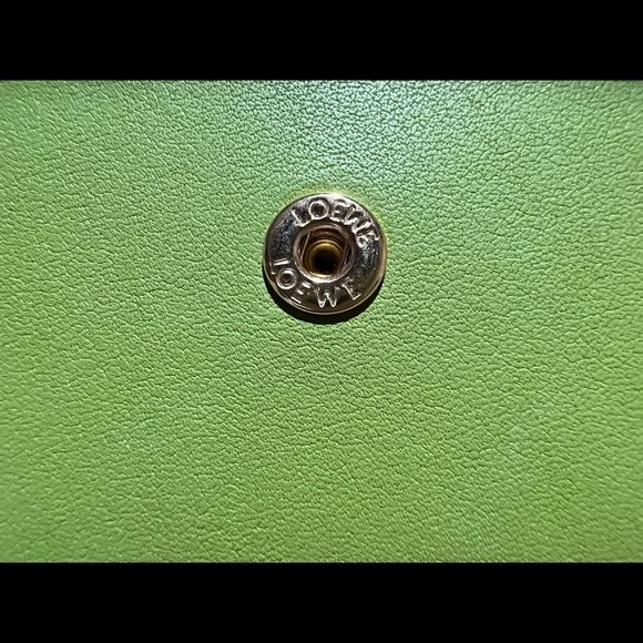 Loewe x Spirited Away Otori-Sama small vertical wallet - Picture 4 of 11